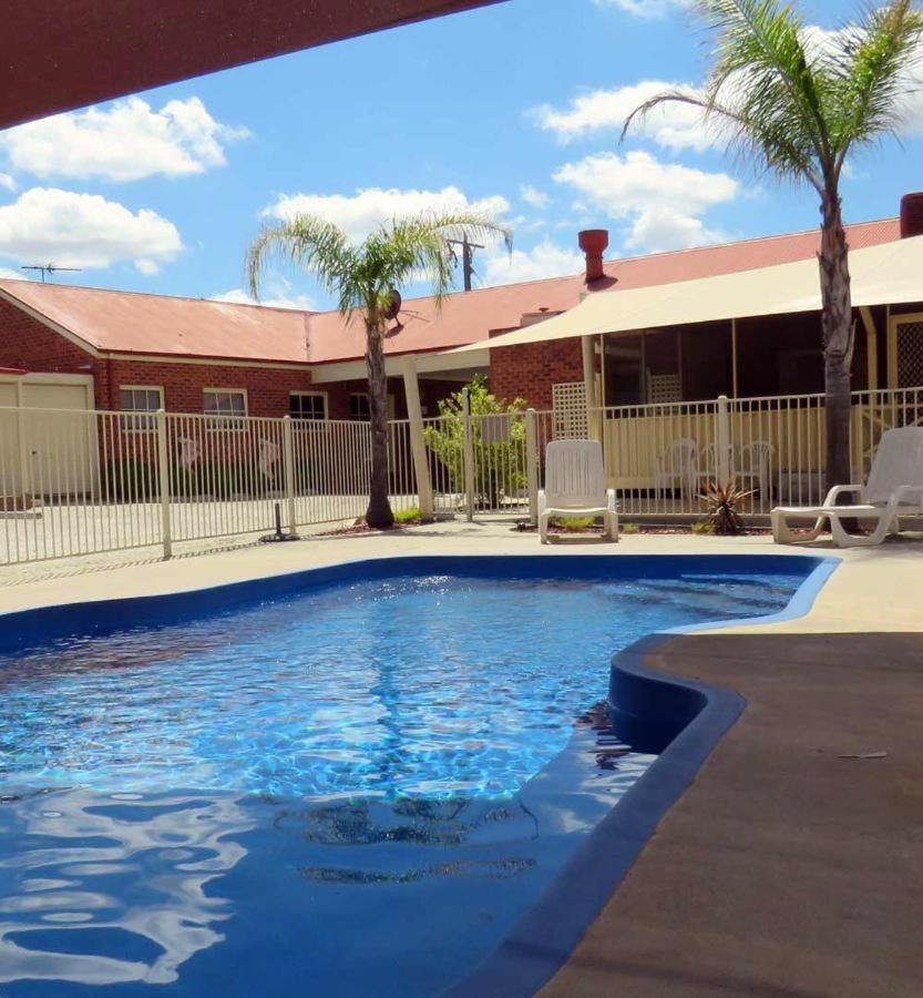 The Lydoun Motel Chiltern Exterior foto