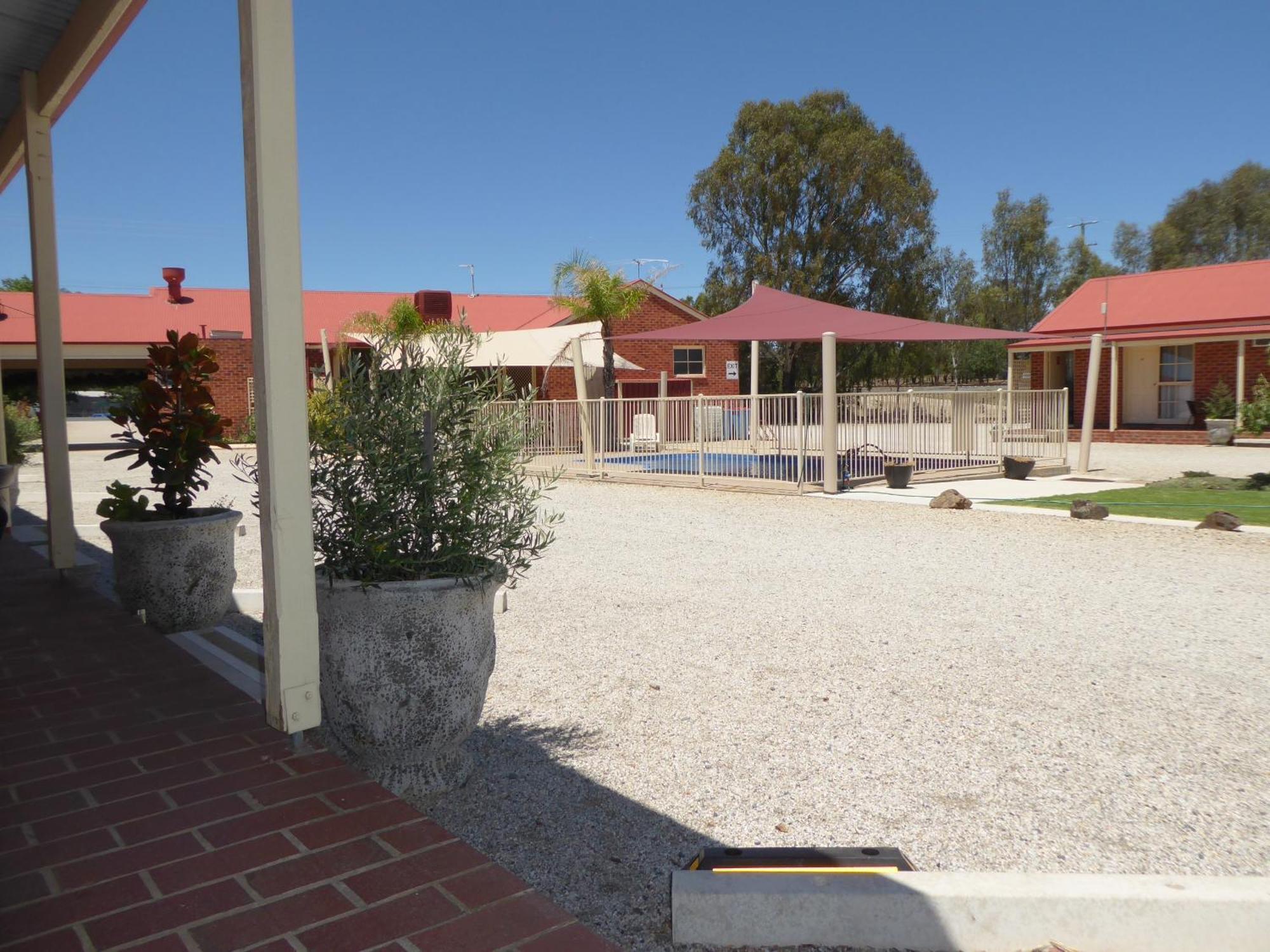 The Lydoun Motel Chiltern Exterior foto